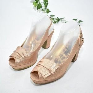 B.A.I.T. bronze glitter leopard sling back heels 9